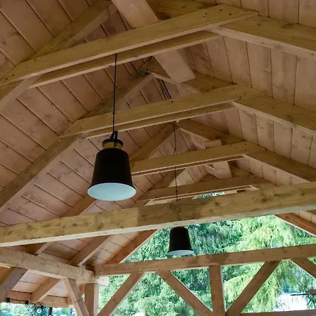 Monti بيت ضيافة