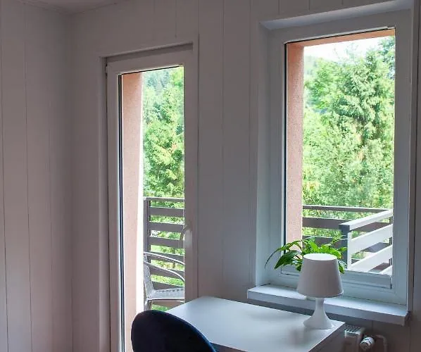 Monti بيت ضيافة شتوروك